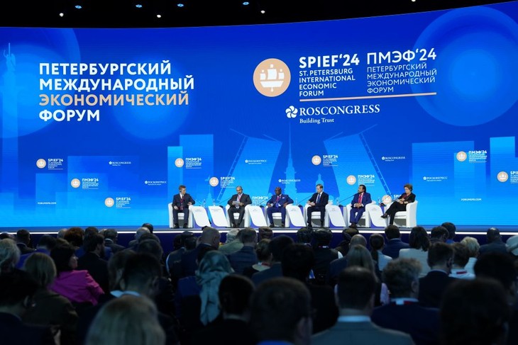 Viceprimer ministro vietnamita elogia iniciativa de conectividad económica del presidente Putin