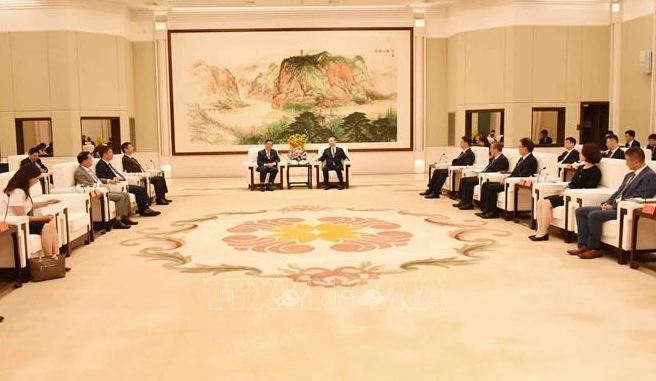 Delegación del Partido Comunista de Vietnam realiza visita de trabajo a provincia china de Guangdong