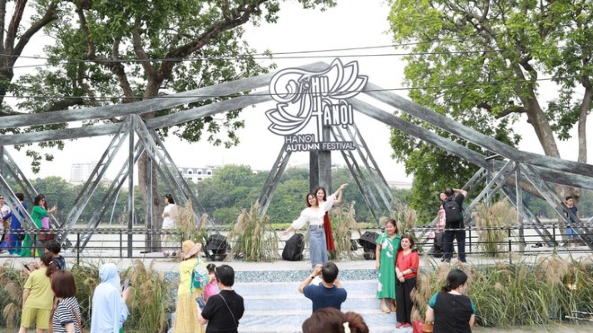 El Festival de Otoño de Hanói 2024 atraerá turistas con una variedad de eventos