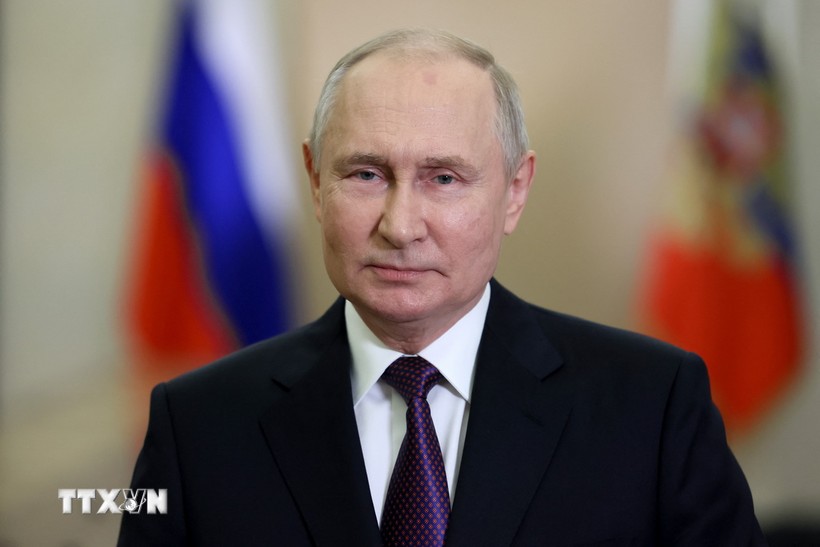 Visita de Putin a Vietnam continúa la buena tradición de las relaciones bilaterales, afirma el diplomático vietnamita