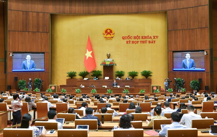 Diputados vietnamitas debaten Programa Nacional de Objetivos para el Desarrollo Cultural hasta 2035