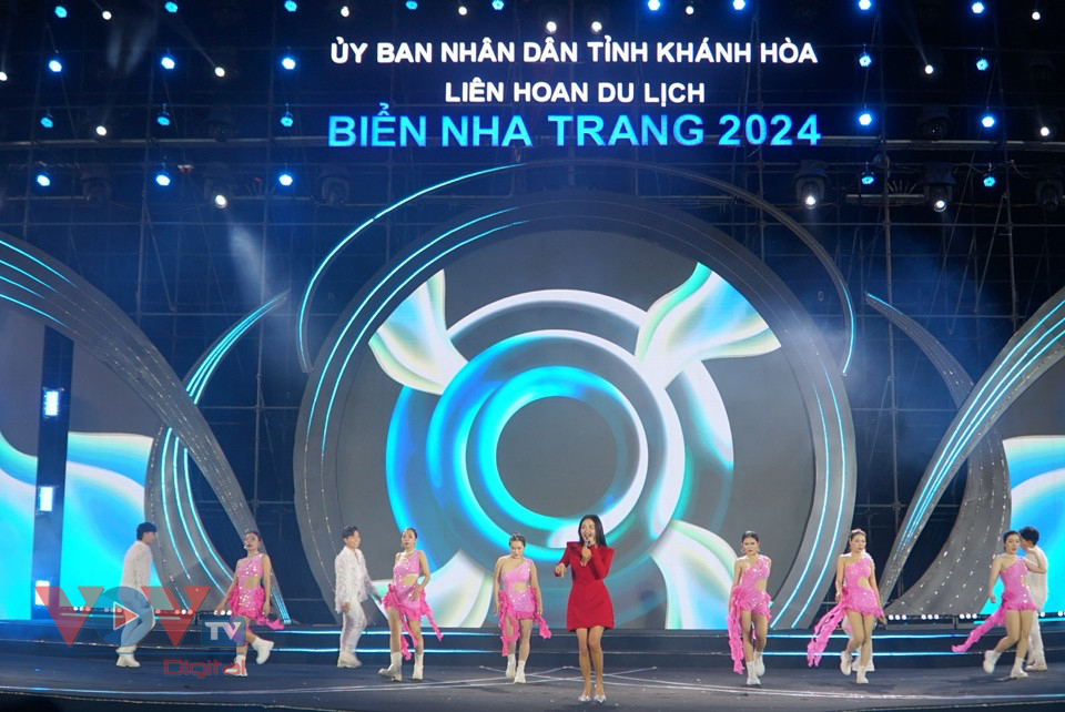 Gran éxito del Festival de Turismo Marítimo de Nha Trang