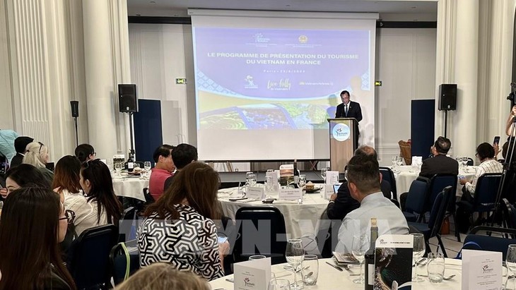 Promueven el turismo vietnamita en París