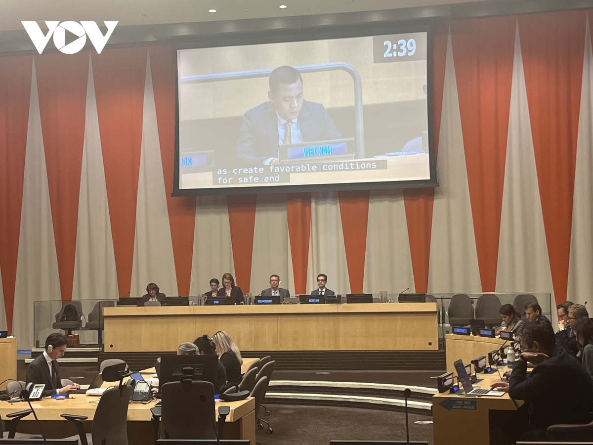 Vietnam presta ayuda humanitaria a la población de zonas conflictivas