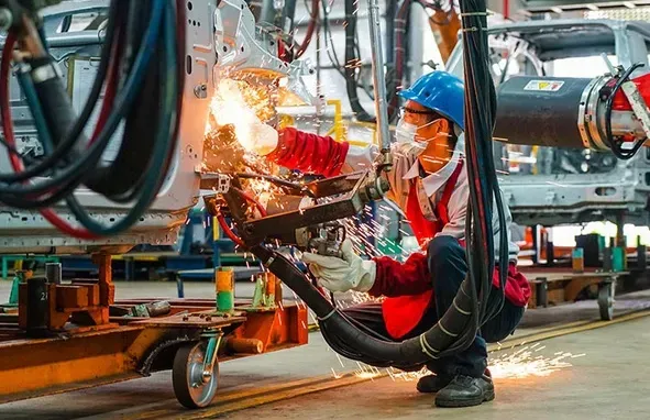 La economía vietnamita crecerá con fuerza el segundo semestre de 2024, pronostica el banco HSBC