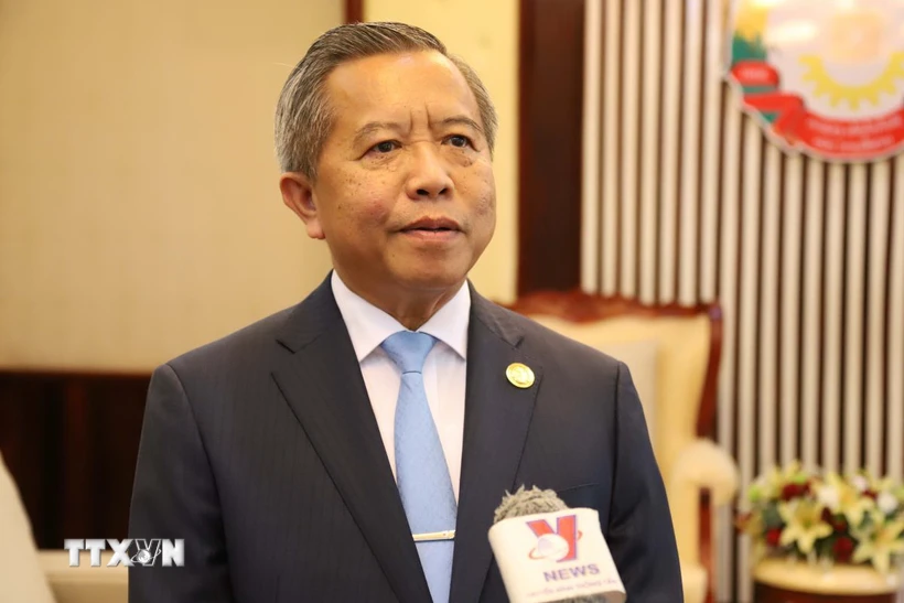 Ministro laosiano destaca la importancia de presevar relaciones con Vietnam