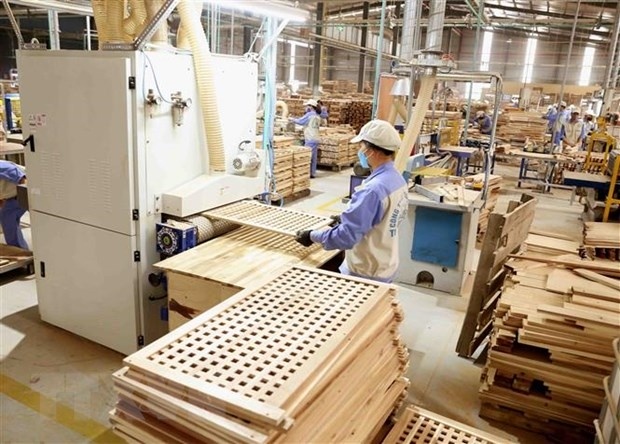 Las exportaciones de madera y sus productos derivados crecen de manera notable