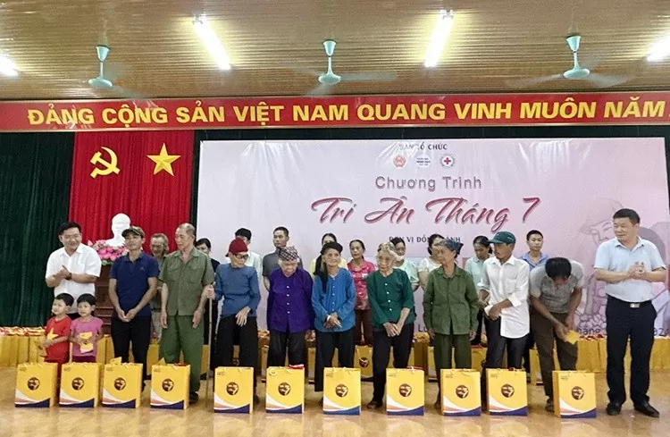 Programa “Gratitud de julio” en provincia vietnamita de Bac Kan