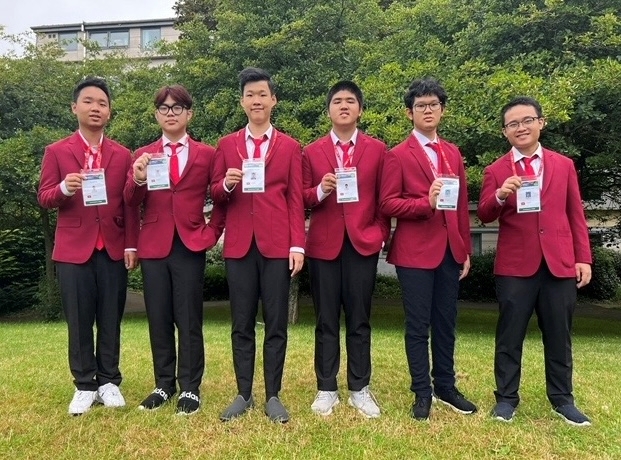 La selección nacional de Vietnam gana cinco medallas en Olimpiada Internacional de Matemáticas 2024