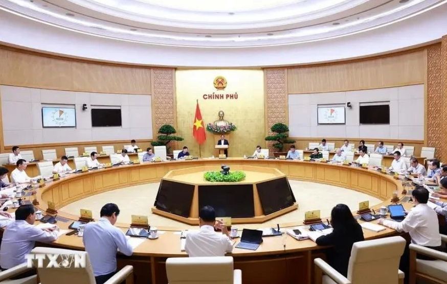 Premier preside reunión mensual del Gobierno sobre elaboración de leyes en julio