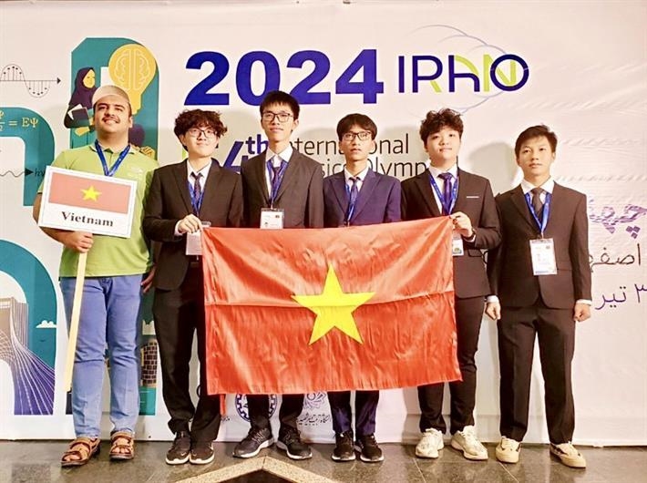 Vietnam gana 5 medallas en la Olimpiada Internacional de Física 2024