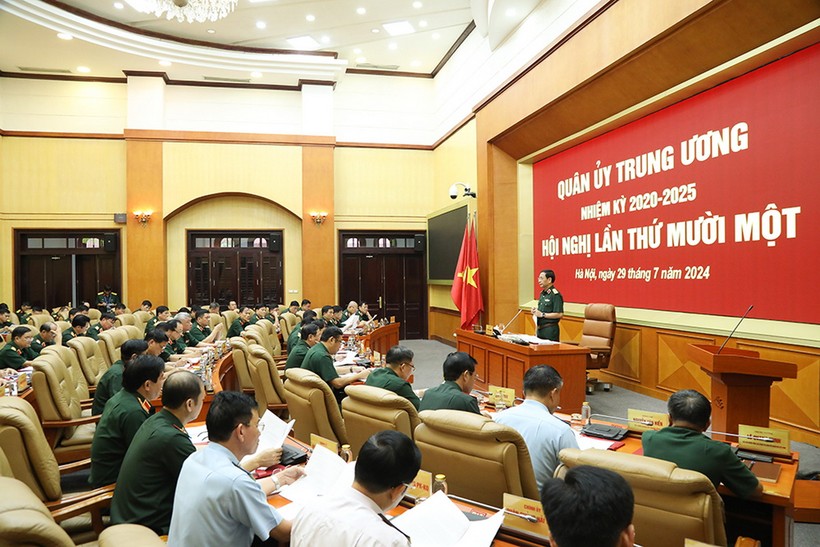 Aportan opiniones acerca de varios artículos de la Ley de Oficiales del Ejército Popular de Vietnam