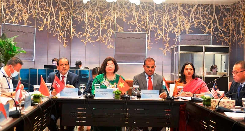 Vietnam aboga por desarrollar el movimiento cooperativo