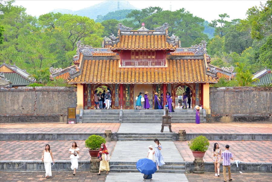 Hieu Lang, tumba del segundo emperador de la dinastía Nguyen