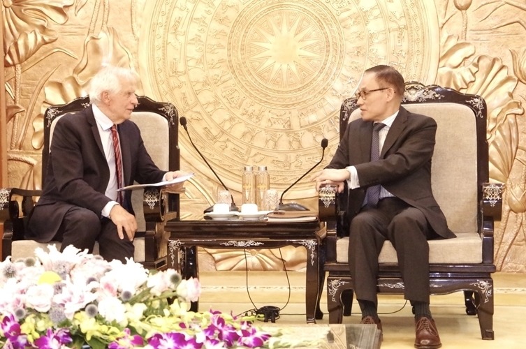 Vietnam y Unión Europea abogan por elevar la eficiencia de la cooperación