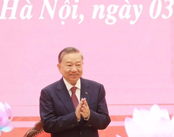 Dirigentes mundiales continúan felicitando al nuevo Secretario General del PCV