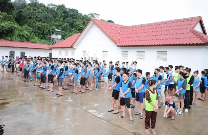 La Seguridad Pública de Vietnam y Laos colaboran para desmantelar una organización internacional de trata de personas y estafas