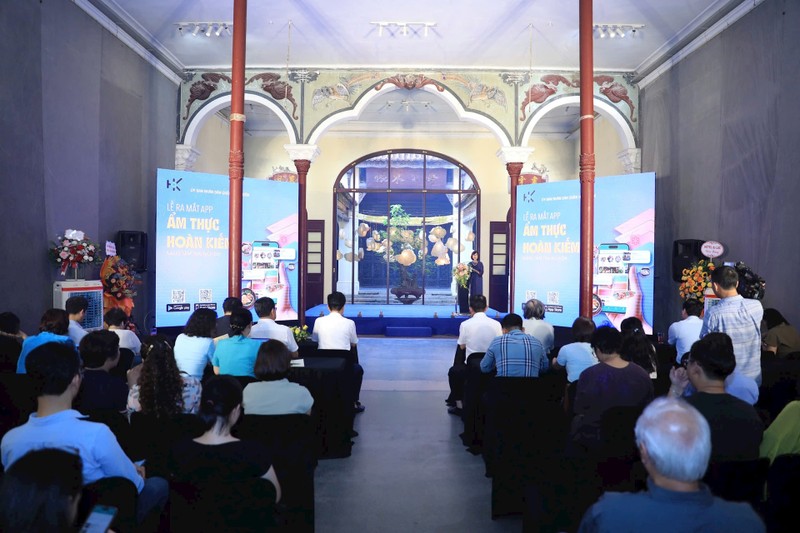 Lanzamiento de aplicación sobre gastronomía de Hanoi