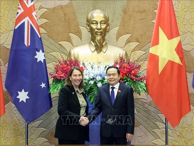 Aumenta la cooperación parlamentaria con Australia