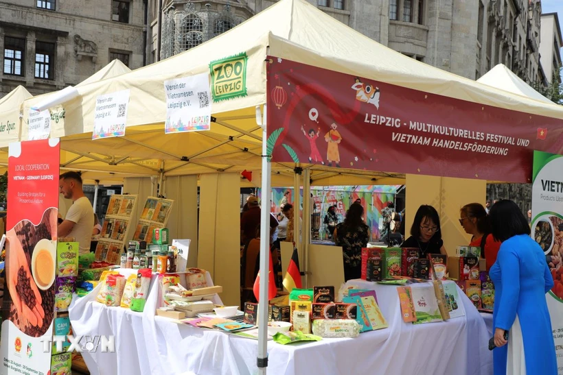 Los productos vietnamitas presentes en la Semana de Intercambio Cultural de Leipzig reciben una gran acogida
