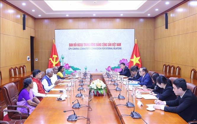 Impulsan la asociación estratégica integral entre Vietnam e India