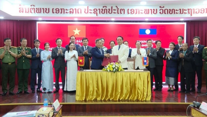 Localidades de Vietnam y Laos promueven cooperación multifacética