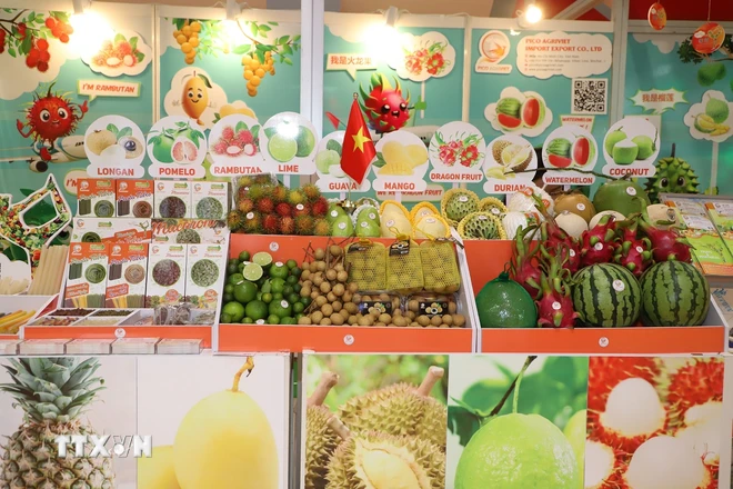 Promocionan frutas y verduras vietnamitas en la Feria para el negocio de productos frescos de Asia