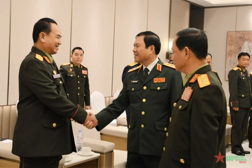 Vietnam y Laos impulsan la cooperación para garantizar la defensa, la seguridad y la protección fronteriza