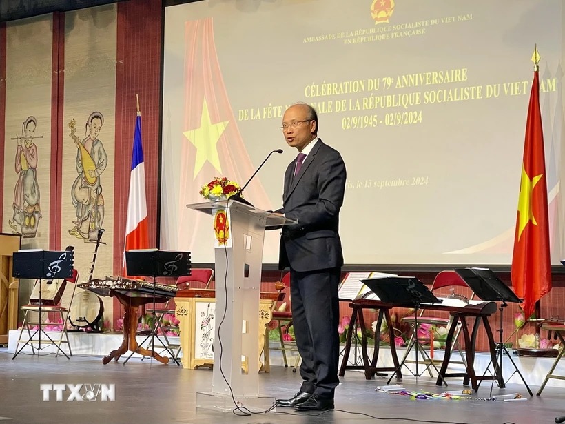 Avanzan las relaciones Vietnam-Francia