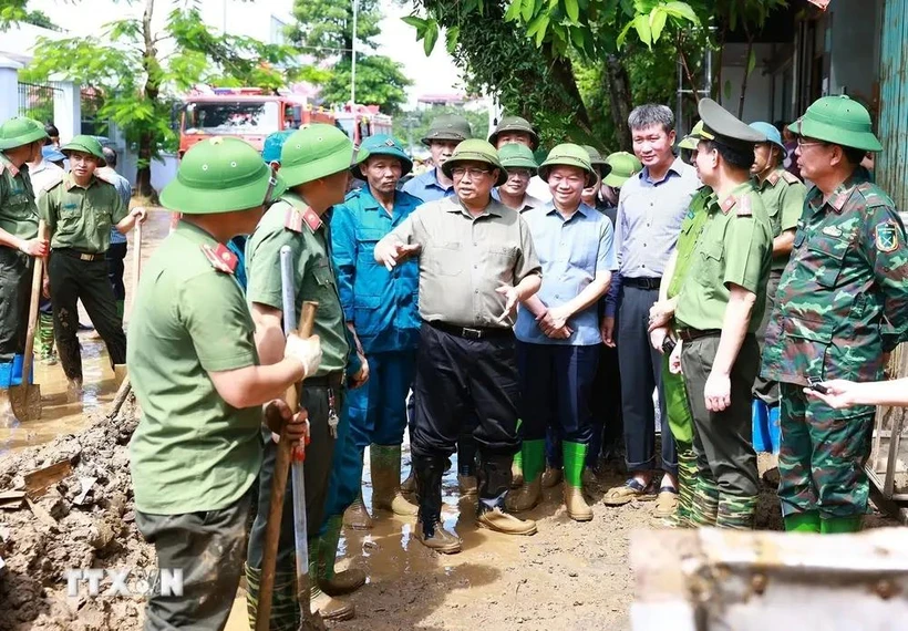 Vietnam por garantizar vida cotidiana de pobladores tras tifón Yagi