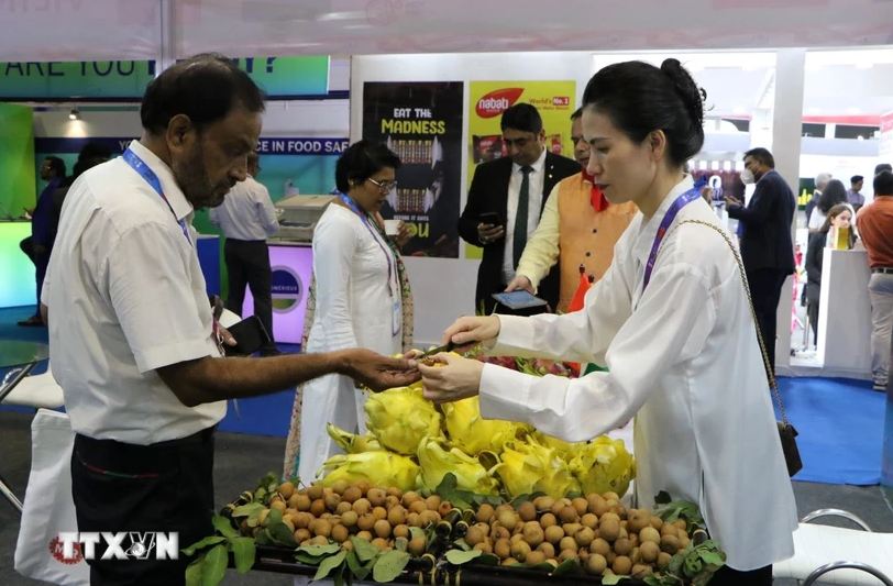 Exhibición de productos agrícolas y alimentos vietnamitas en India