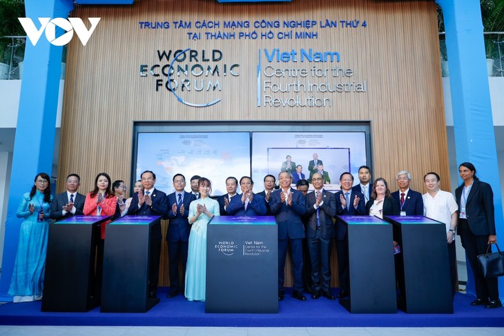 Inauguran en Ciudad Ho Chi Minh Centro de la Cuarta Revolución Industrial