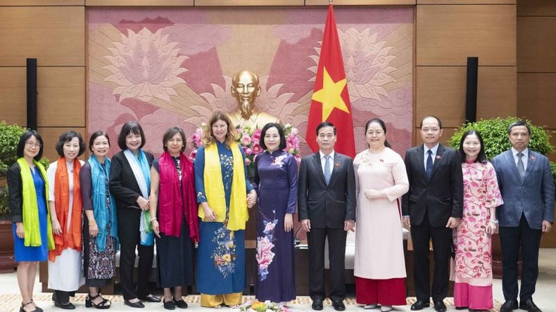 El UNICEF elogiado por su eficaz apoyo a Vietnam en materia de derechos y protección de los niños