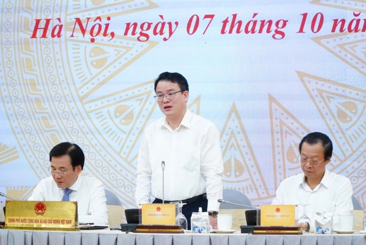 Vietnam por mantener el objetivo de crecimiento del 7 para 2024