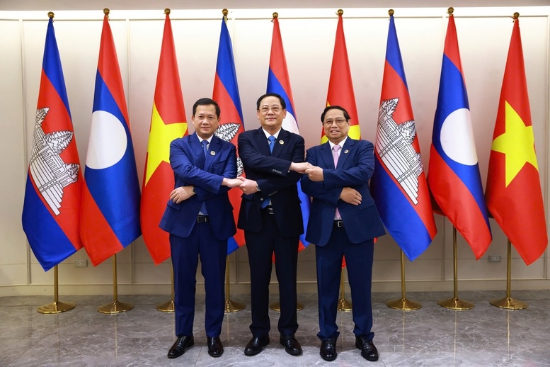 Los primeros ministros de Vietnam, Laos y Camboya buscan medidas para promover los lazos