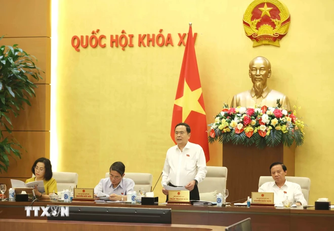 Debaten preparativos para octavo período de sesiones del Parlamento vietnamita