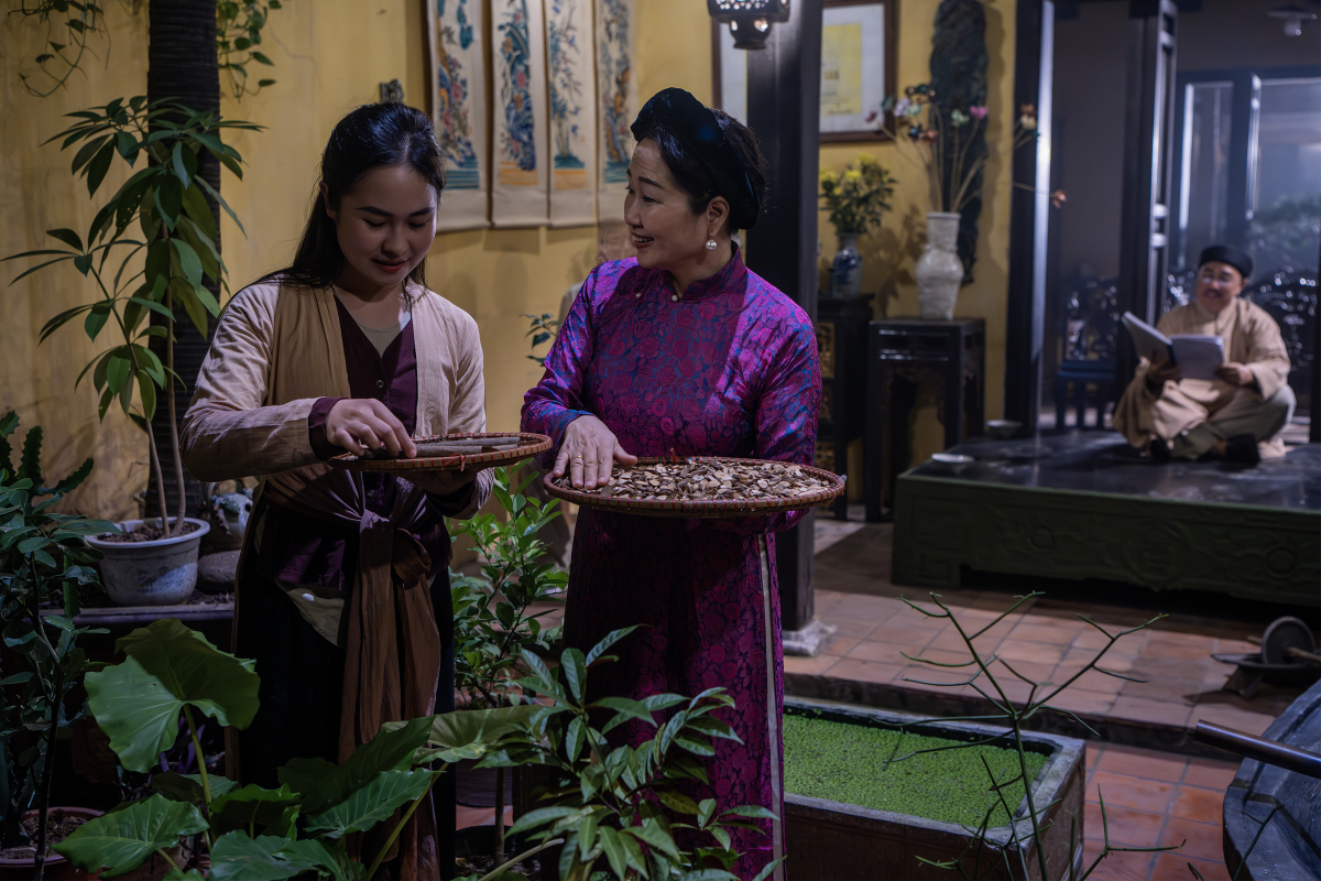 El programa de recorrido por escenas realistas La historia de las calles Hang