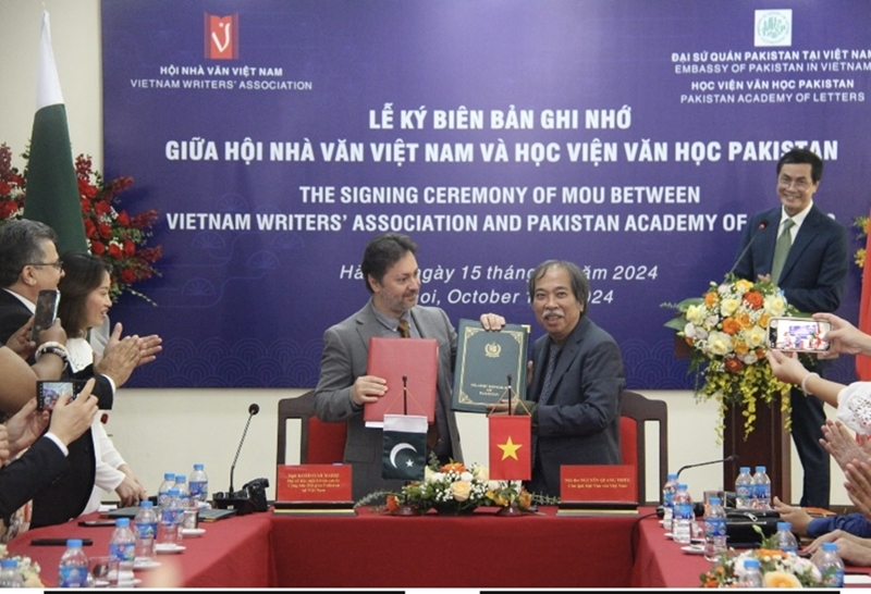 Obras literarias vietnamitas se publicarán en Pakistán