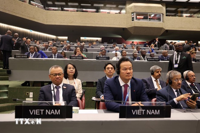 Vietnam pide a la UIP promover la paz y el desarrollo sostenible