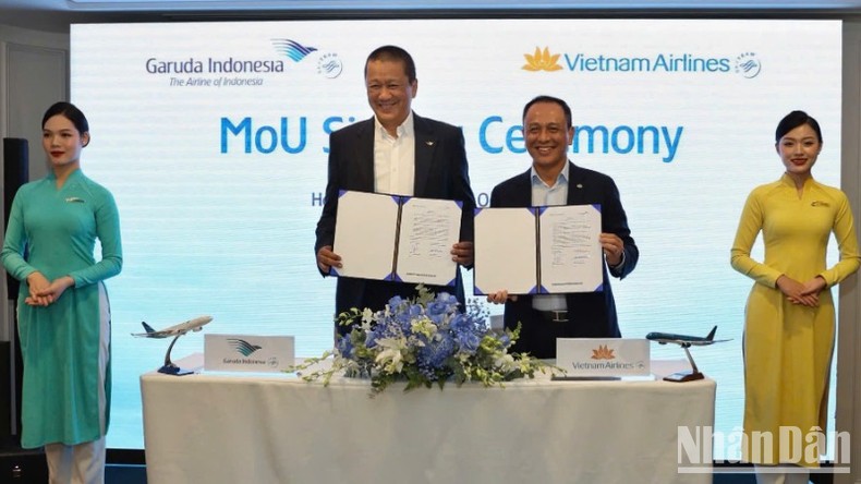 Vietnam Airlines y Garuda Indonesia firman acuerdo de cooperación