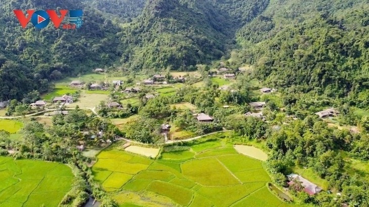 Aldea Khun, atractivo destino de turismo comunitario en el oeste de Ha Giang