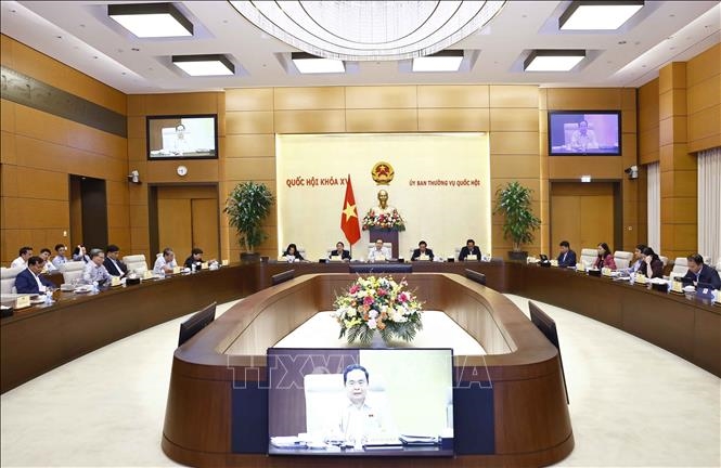 El Parlamento debate sobre la política de inversiones del proyecto ferroviario de alta velocidad Norte-Sur