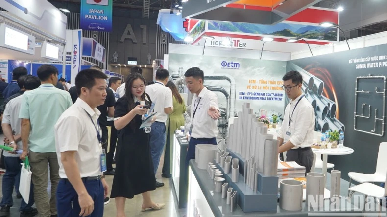 La Exposición Vietwater 2024 atrae a numerosas empresas nacionales e internacionales
