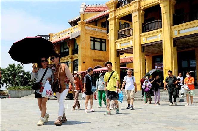 El turismo de cruceros está en auge en la provincia de Quang Ninh