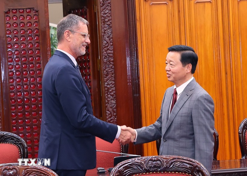 Empresas francesas buscan nuevas oportunidades de cooperación, inversión y negocio ​