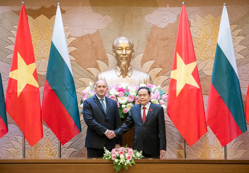 Bulgaria promete ser amigo de Vietnam y apoyarlo, dice presidente Rumen Radev