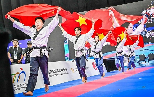 El taiwondo vietnamita gana su primera medalla de oro en el campeonato mundial
