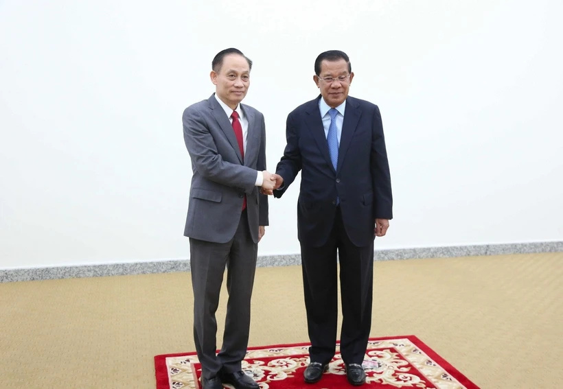 Fortalecimiento de la cooperación con Camboya